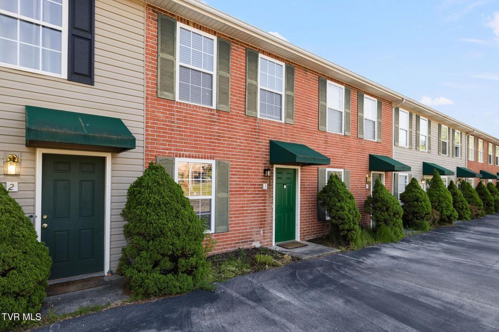 Photo of 568 Gray Station Road #Apt 3, Johnson City, TN 37615 (MLS # 9994169)