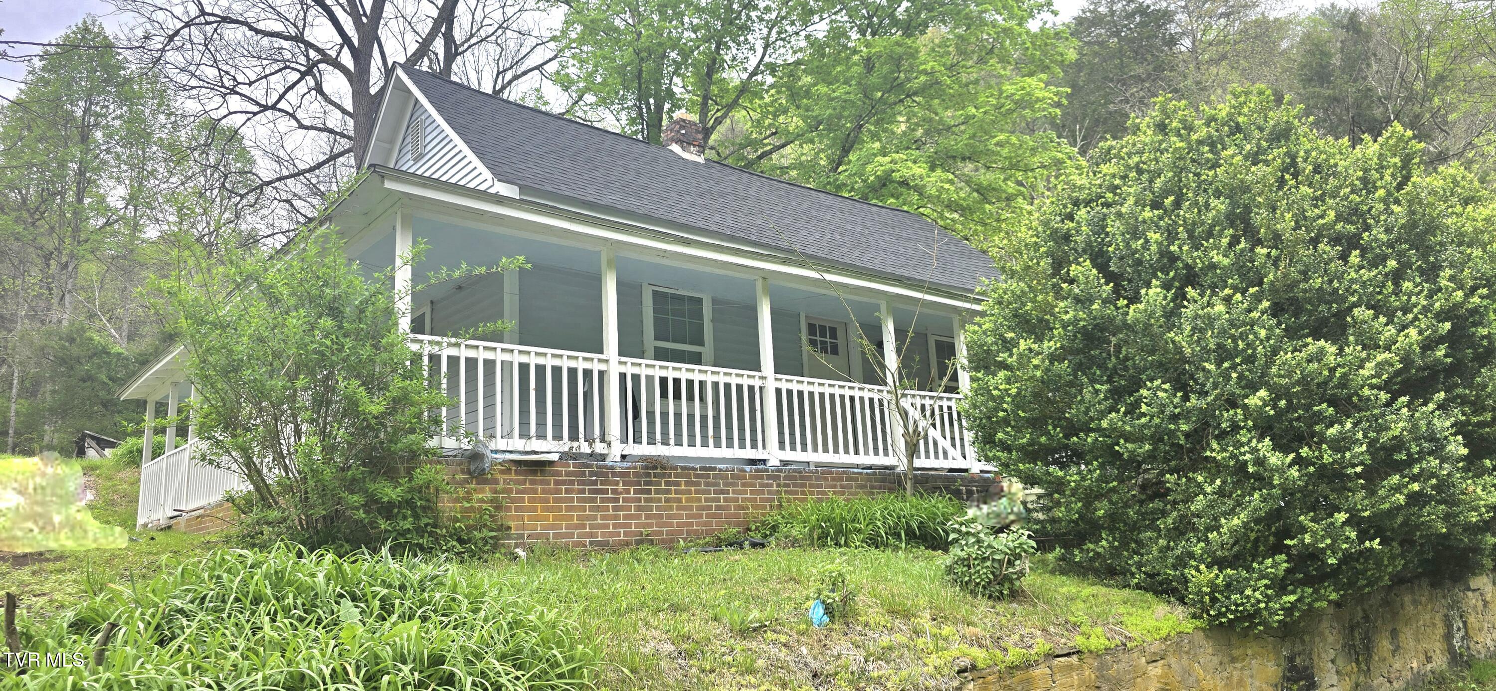 519 Willow Springs Road, Elizabethton, Tennessee image 1