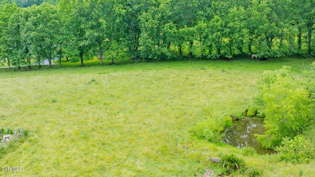Photo of Tbd Garrison Hollow Road, Elizabethton, TN 37643 (MLS # 9995954)