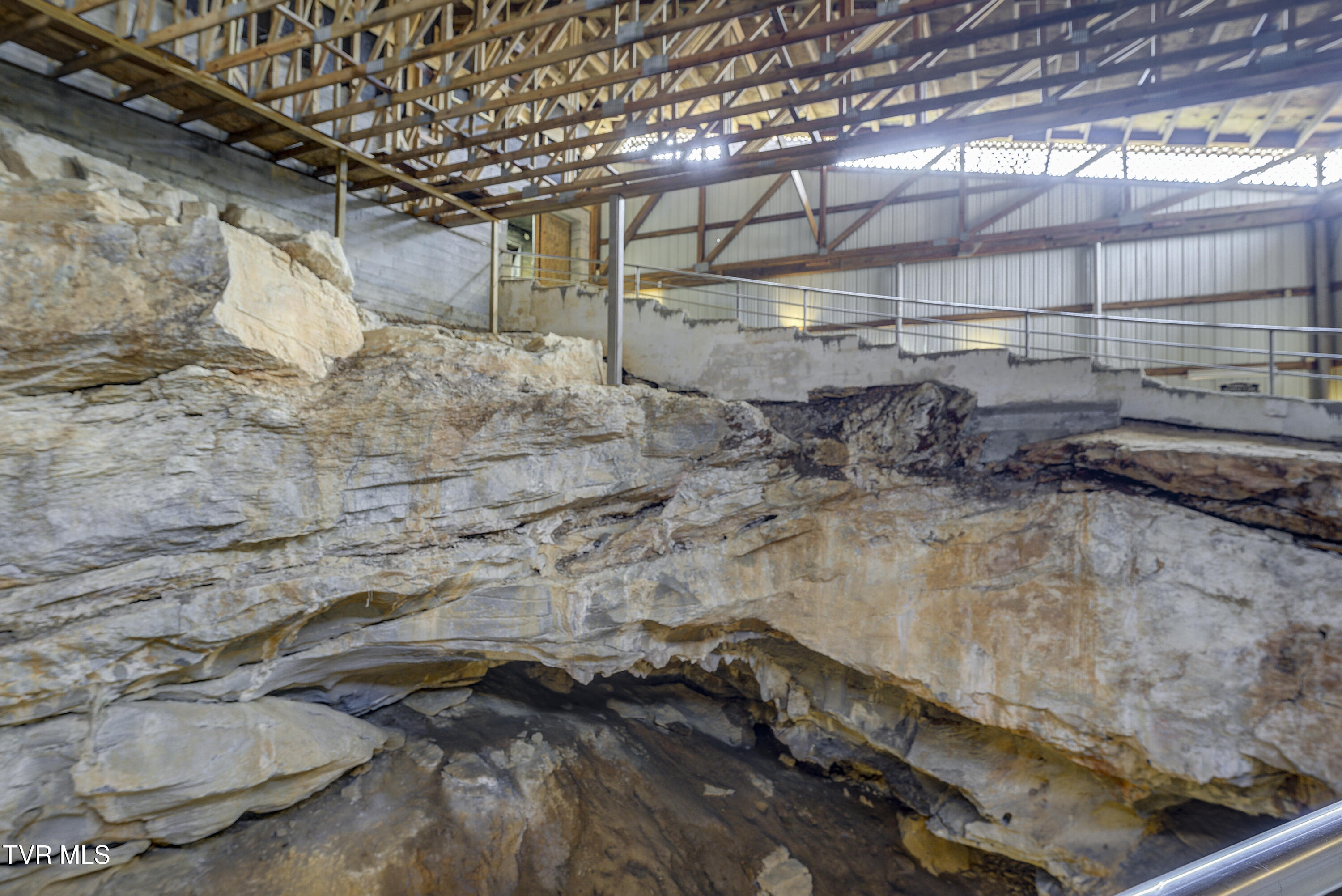 420 Cave Hill Rd Road