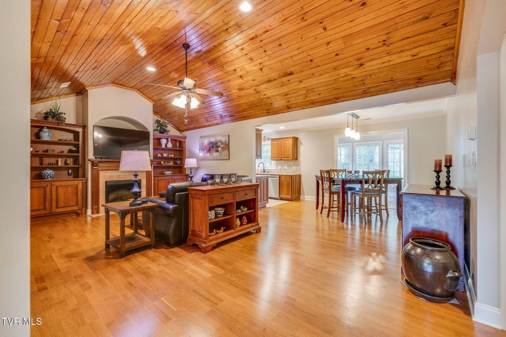 Photo of 205 Bridgewater Ct Court #0, Gray, TN 37615 (MLS # 9986794)