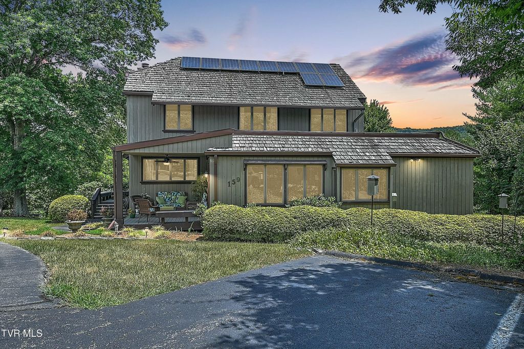 Photo of 159 Columbine Road, Kingsport, TN 37660 (MLS # 9994559)