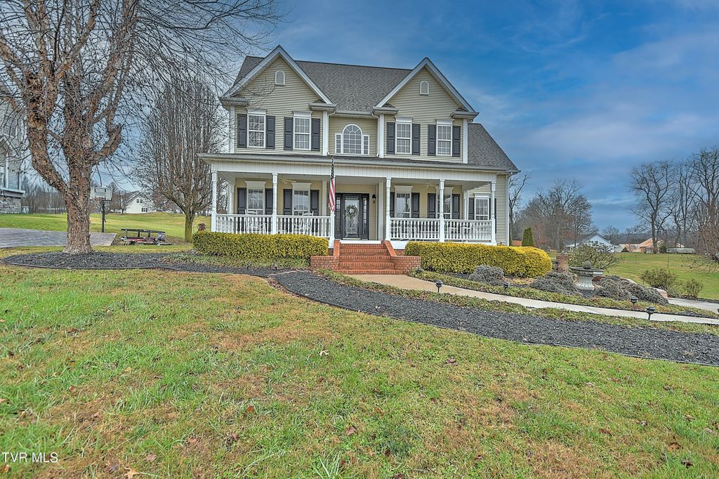 Photo of 121 Barefoot Landing Drive, Blountville, TN 37617 (MLS # 9989084)
