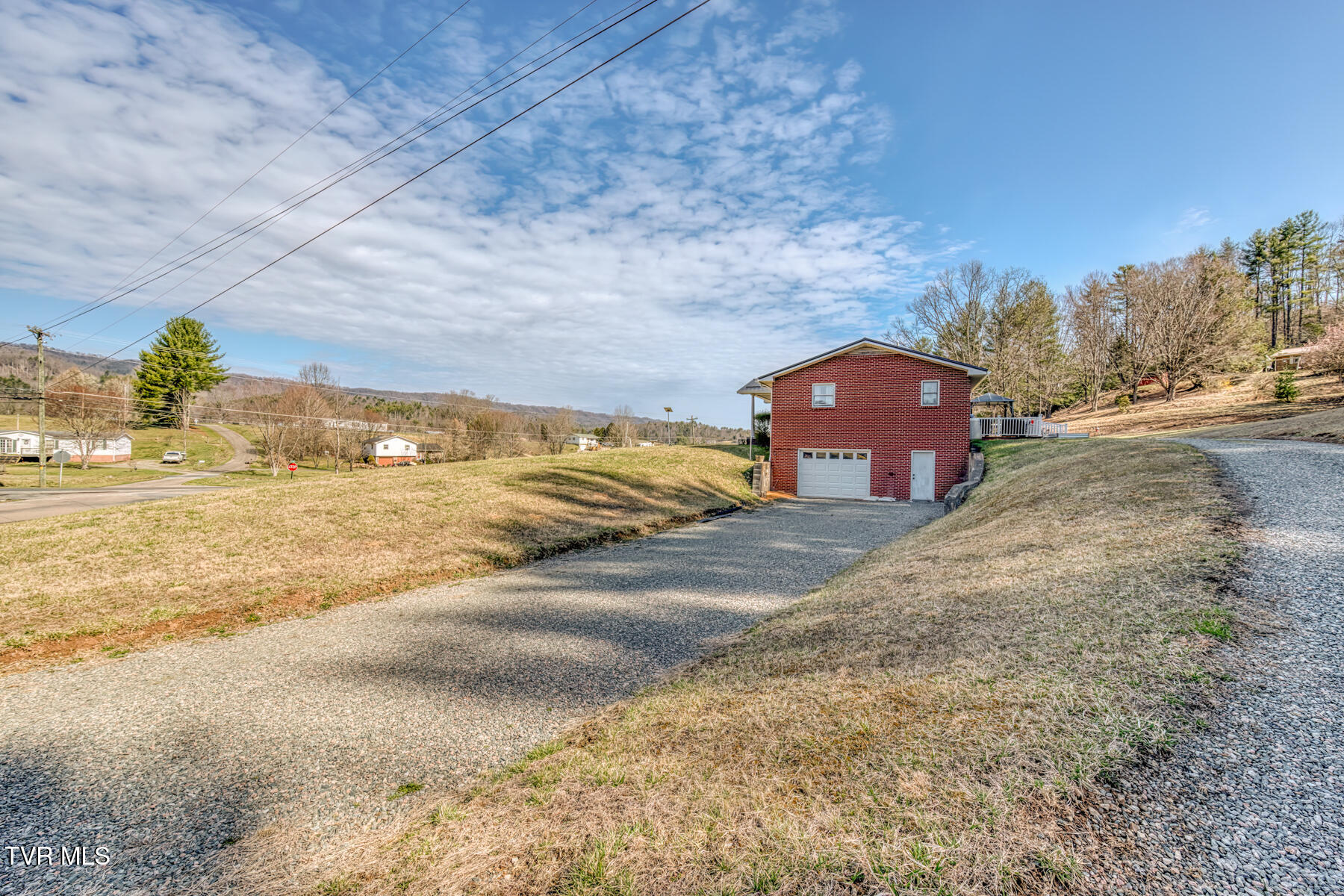 1250 J Shoun Road, Mountain City, Tennessee image 8