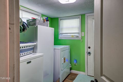 Tiny photo for 1692 Arkansas Avenue, Bristol, TN 37620 (MLS # 9986320)