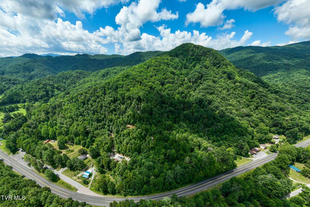 Photo of 104 Crabtree Road, Roan Mountain, TN 37687 (MLS # 9998292)