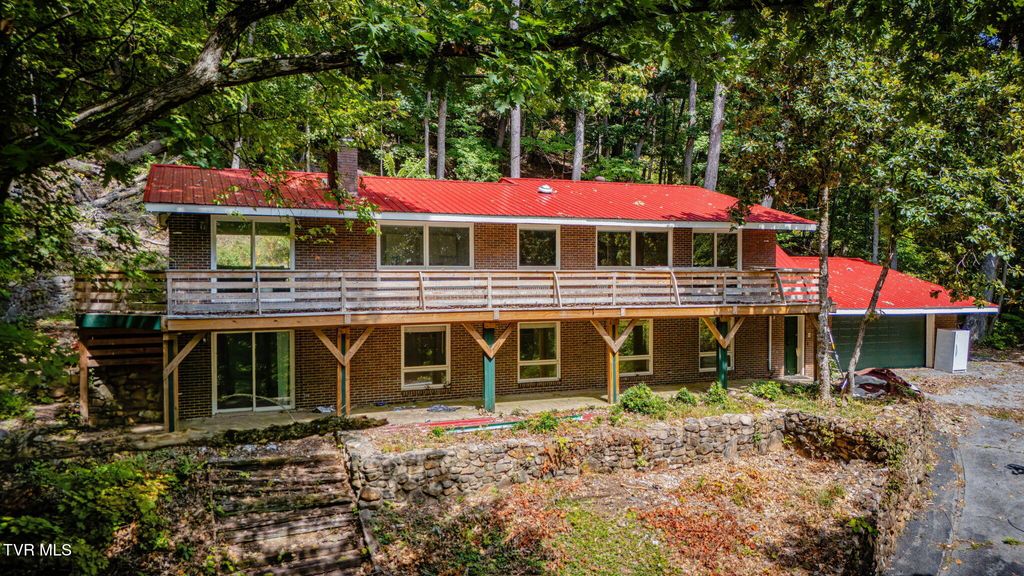 Photo of 2 Rovan Circle, Johnson City, TN 37601 (MLS # 9987528)