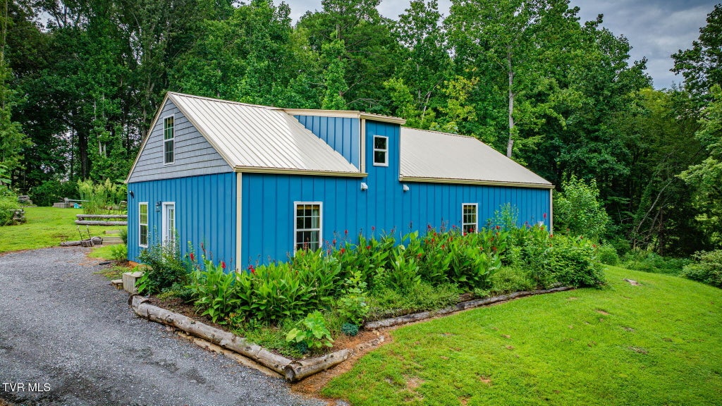Photo of 238 Old Embreeville Road, Jonesborough, TN 37659 (MLS # 9999381)