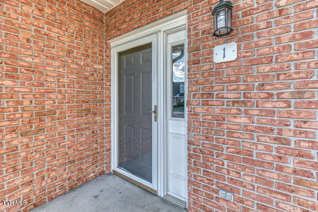 Photo of 1725 Lakeview Drive #1, Johnson City, TN 37601 (MLS # 9986576)