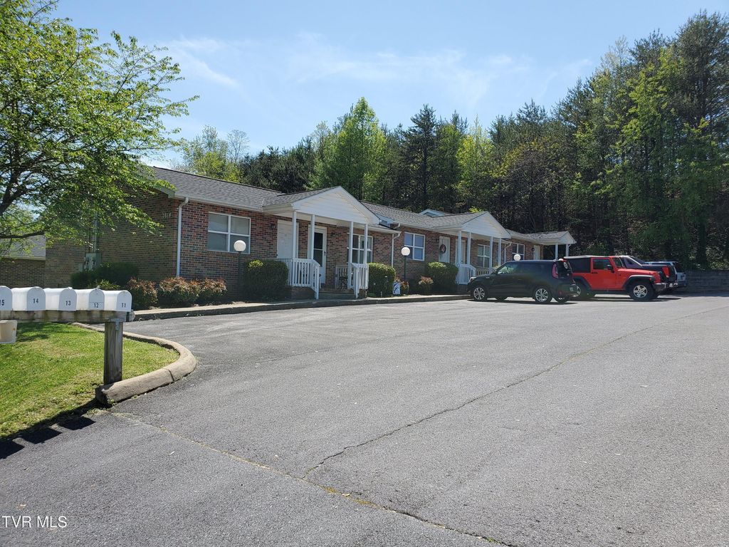Photo of 2816 Plymouth Road #1, Johnson City, TN 37601 (MLS # 9995105)