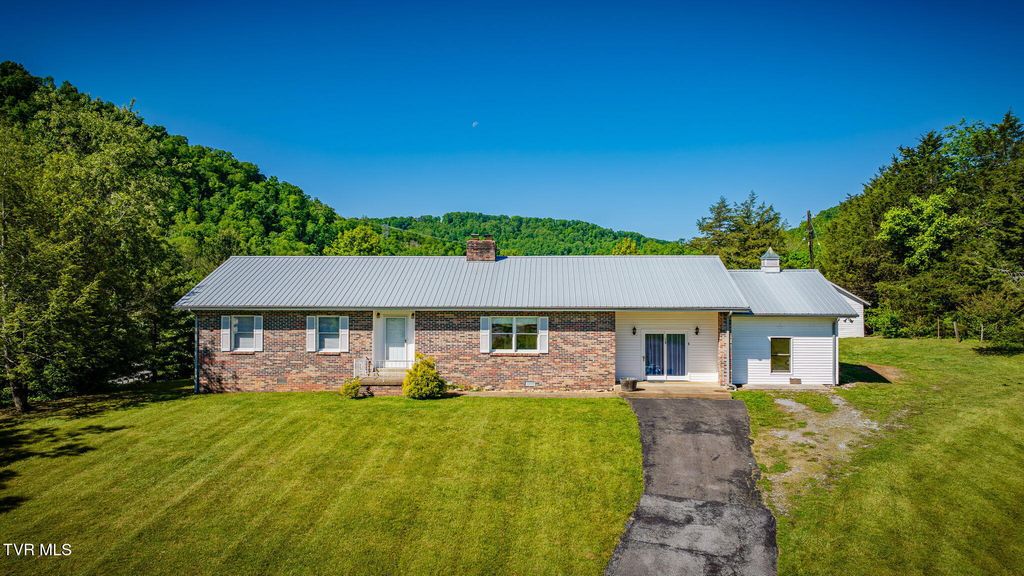 Photo of 117 Kelly Road, Pennington Gap, VA 24277 (MLS # 9995298)