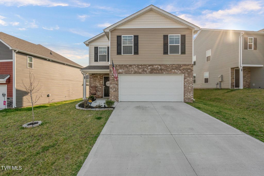 Photo of 1113 Aspen Terrace, Greeneville, TN 37745 (MLS # 9992729)