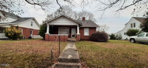 Photo of 141 Sevier Avenue, Kingsport, TN 37660 (MLS # 9989909)