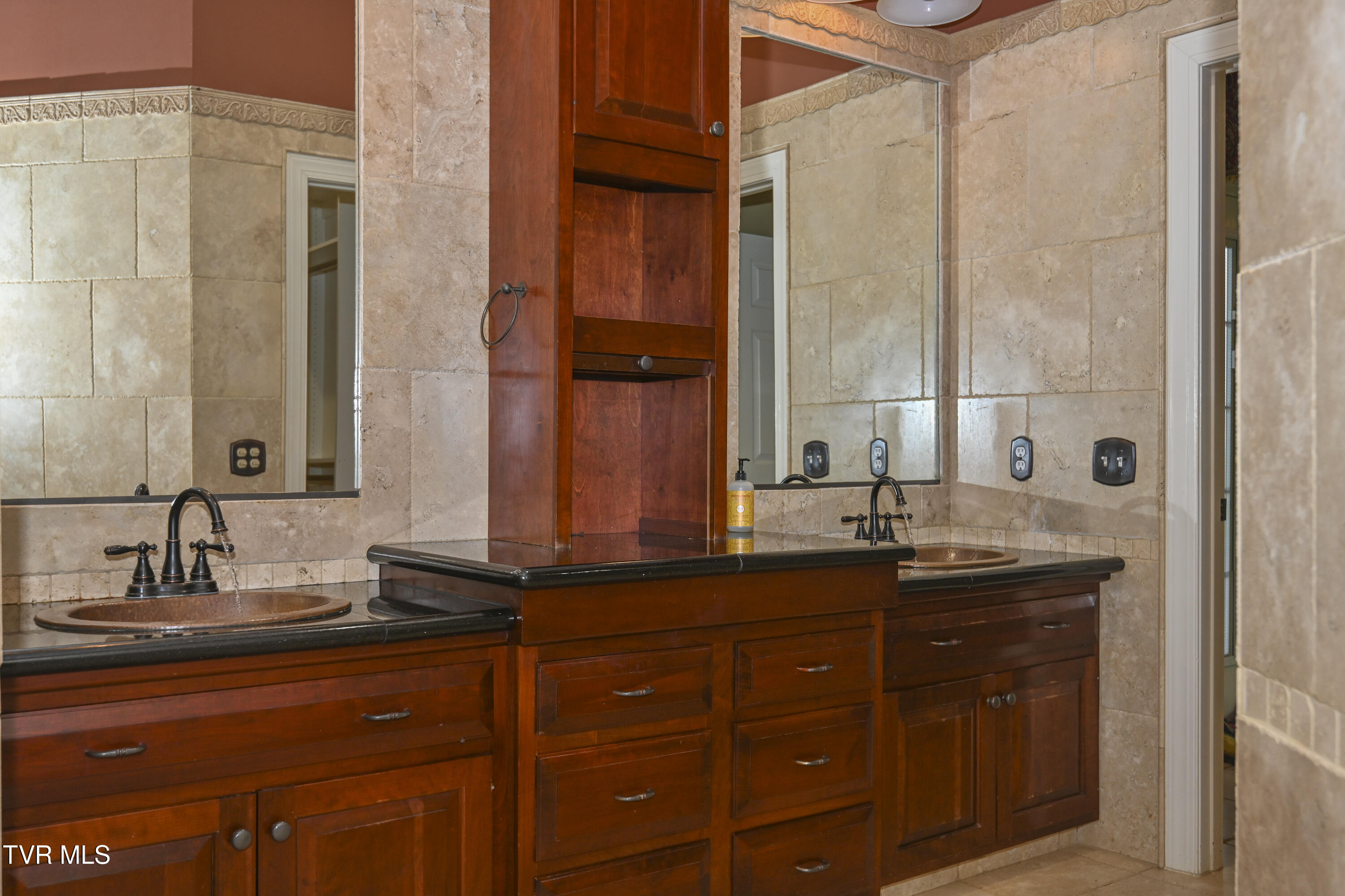4 Sunsest Drive, Lebanon, Virginia image 32
