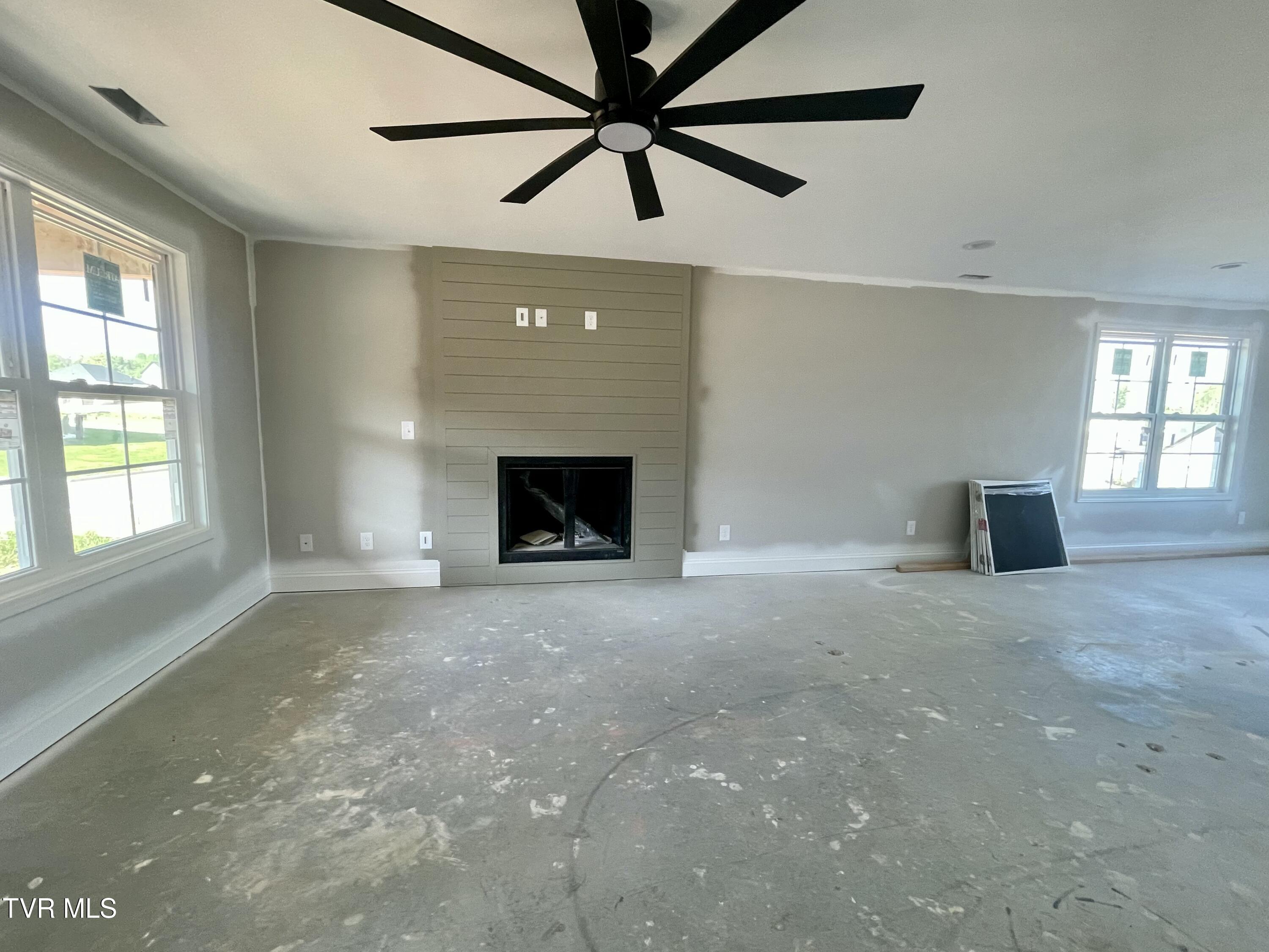 921 Daybreak Crest, Jonesborough, Tennessee image 2