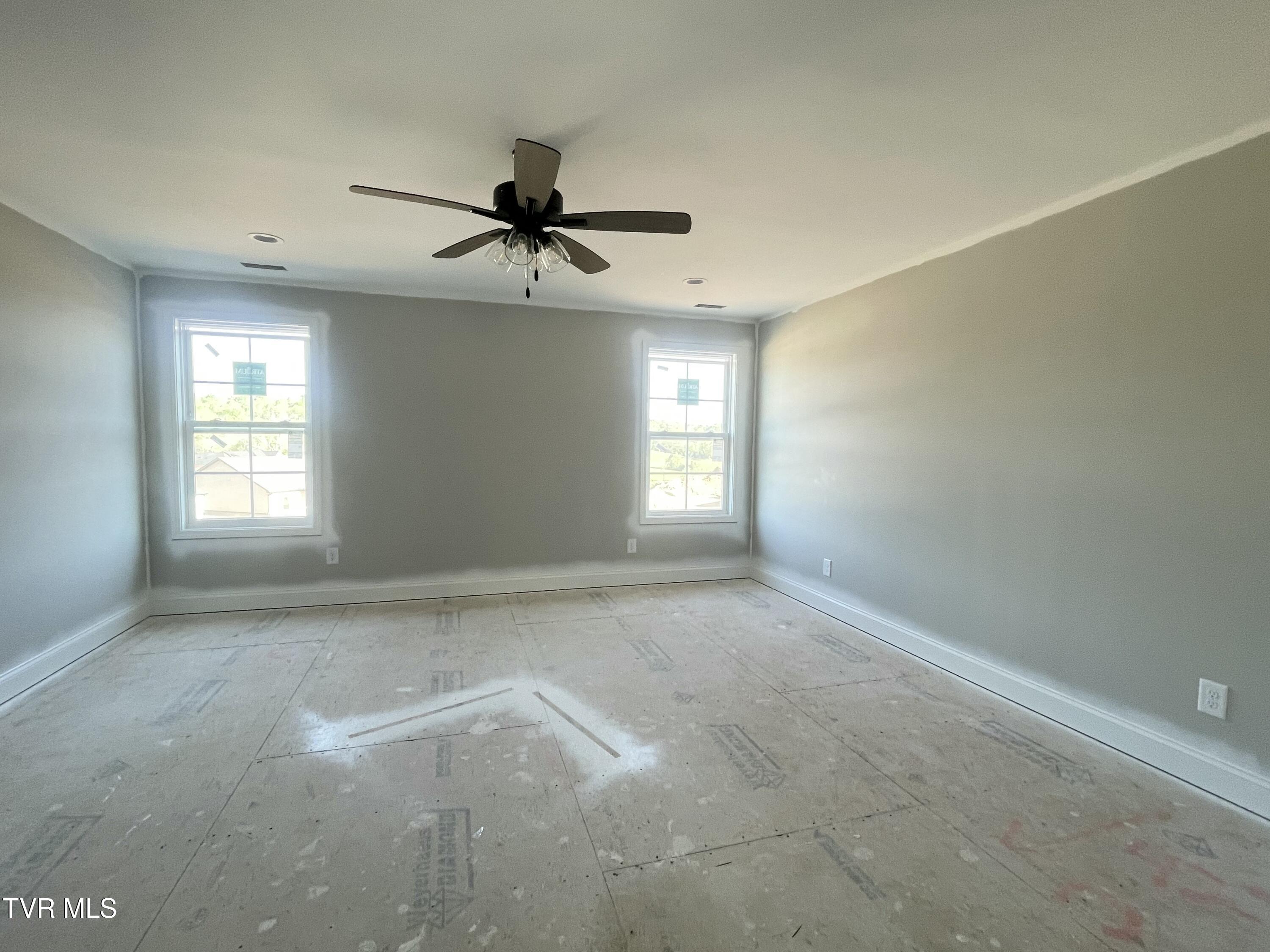 921 Daybreak Crest, Jonesborough, Tennessee image 14