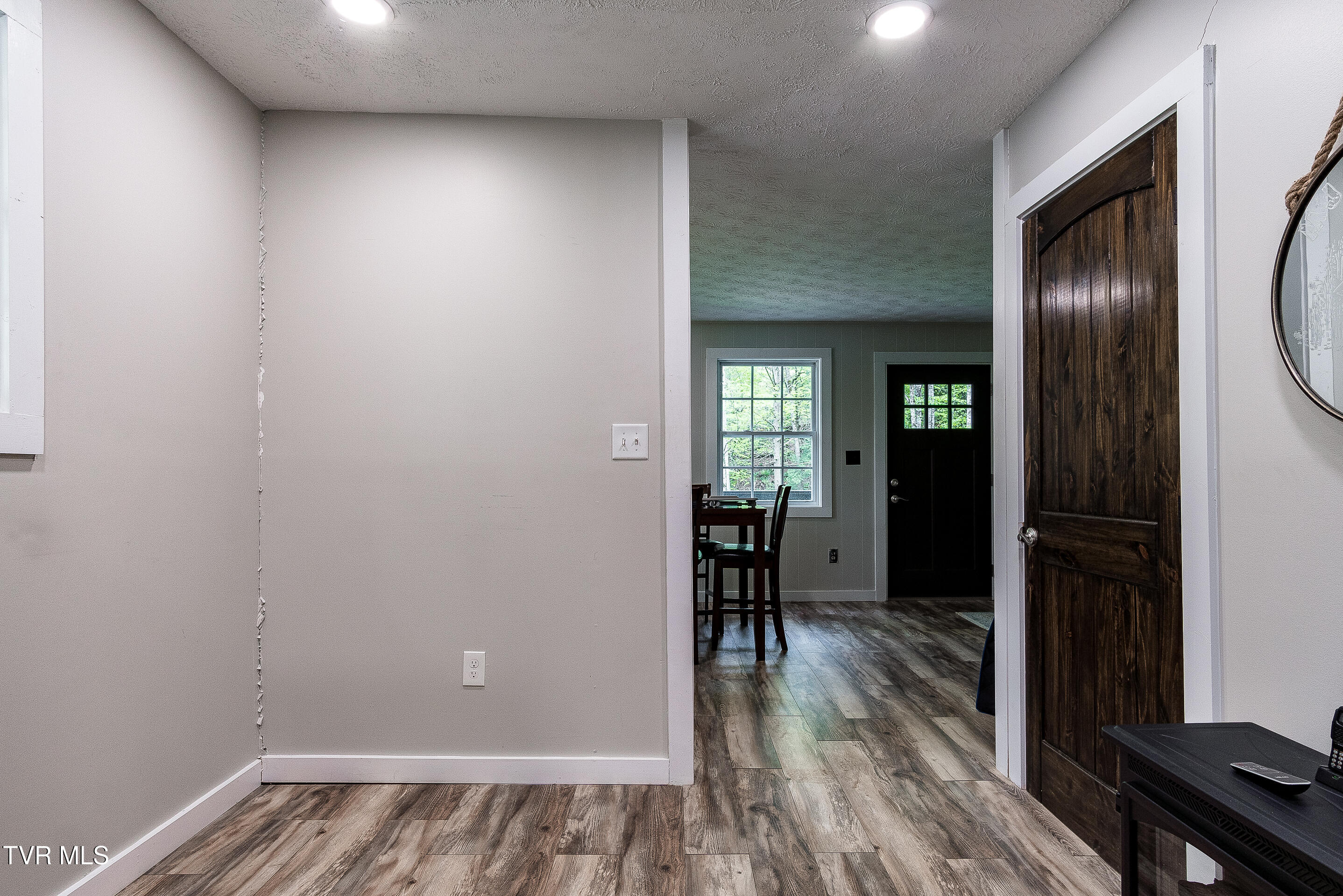 388 Crestwood Drive, Mountain City, Tennessee image 12