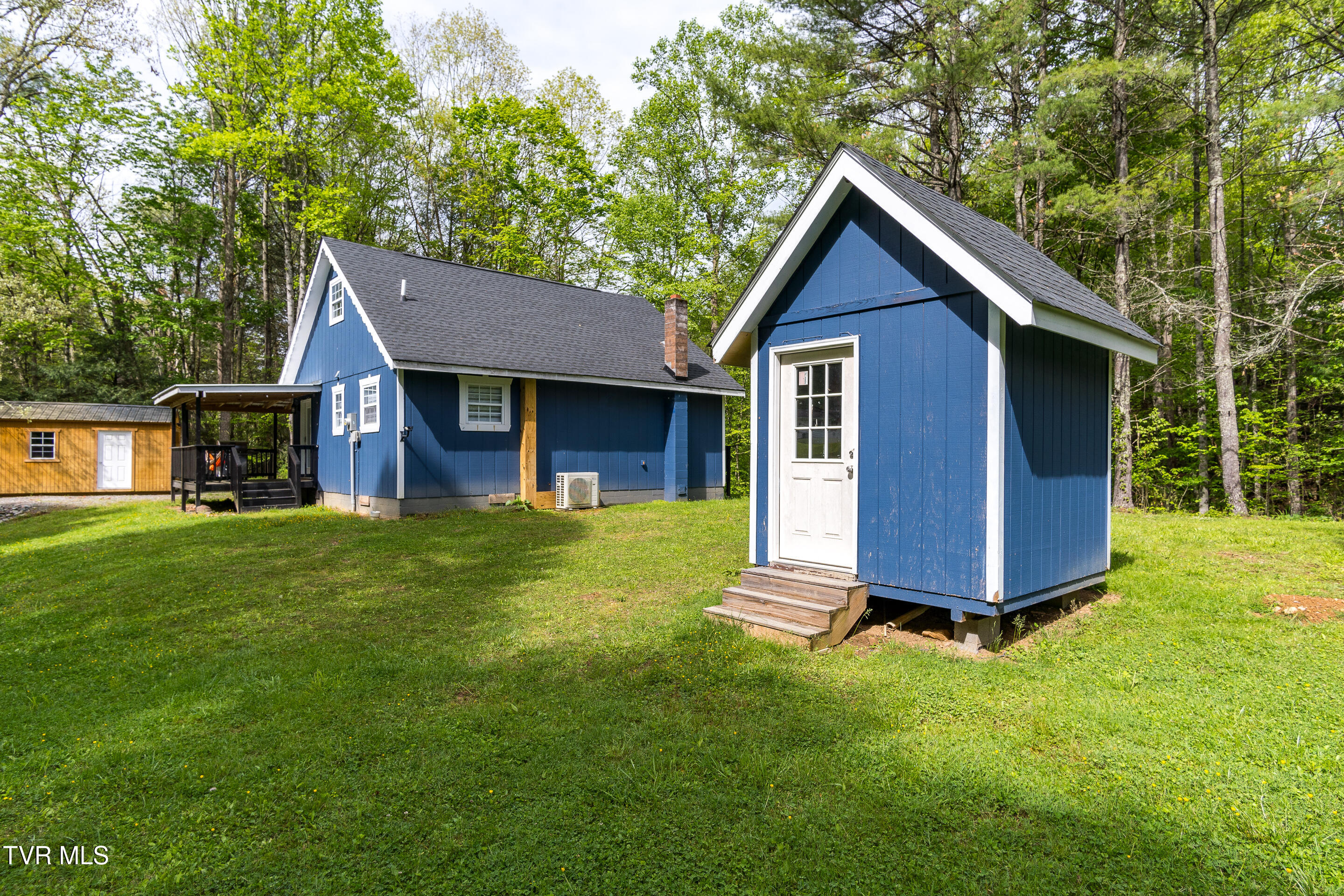 388 Crestwood Drive, Mountain City, Tennessee image 32