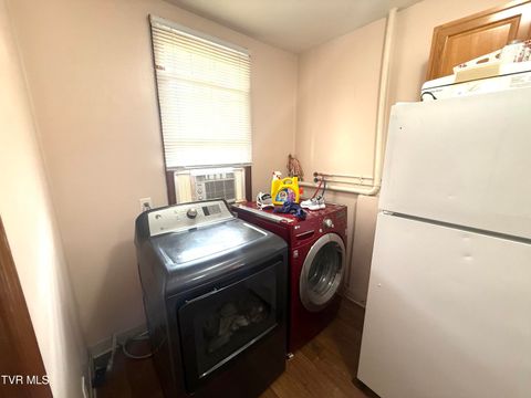 Tiny photo for 607 Watauga Avenue, Johnson City, TN 37601 (MLS # 9986466)