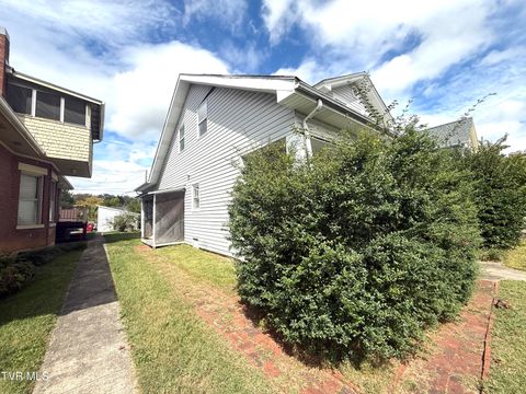 Tiny photo for 607 Watauga Avenue, Johnson City, TN 37601 (MLS # 9986466)