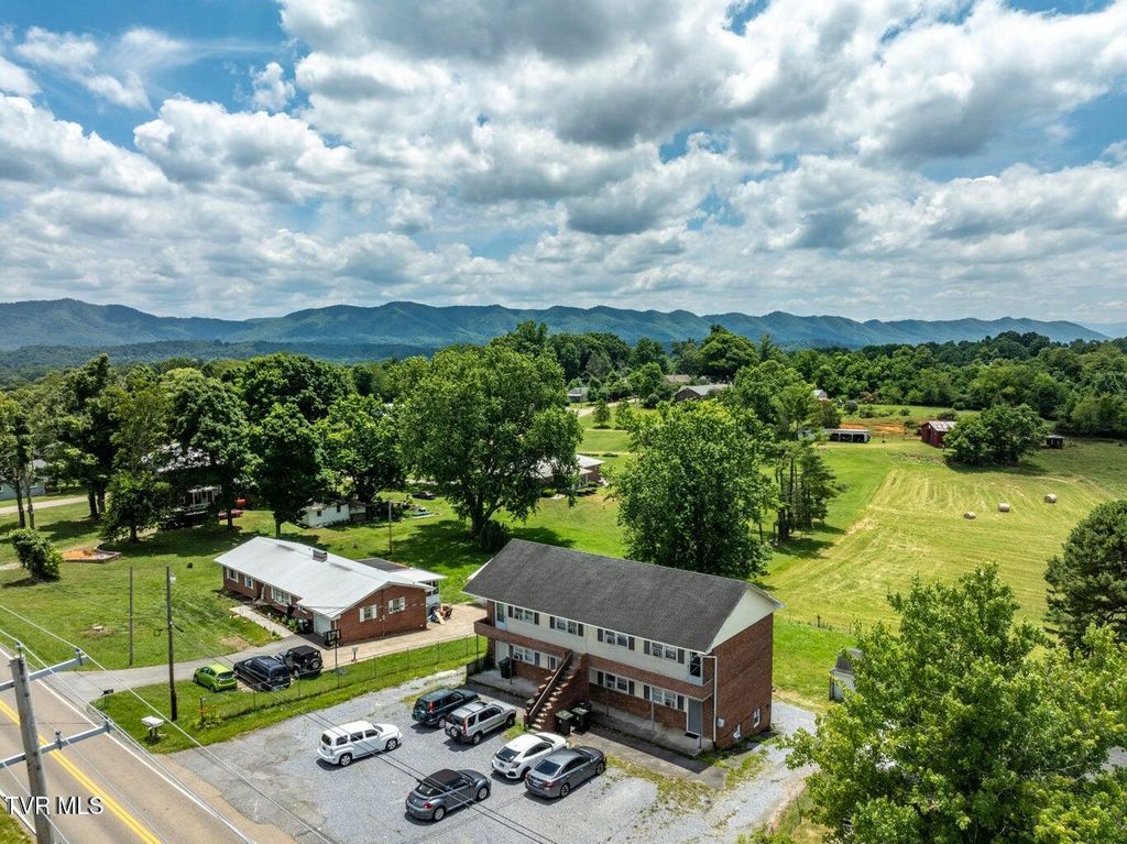 Photo of 3411 Walnut Street, Johnson City, TN 37604 (MLS # 9979408)