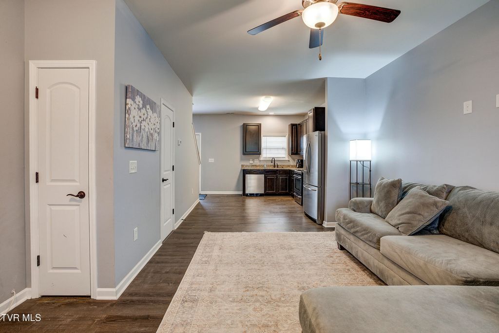 Photo of 656 Suffolk Road, Johnson City, TN 37615 (MLS # 9993338)