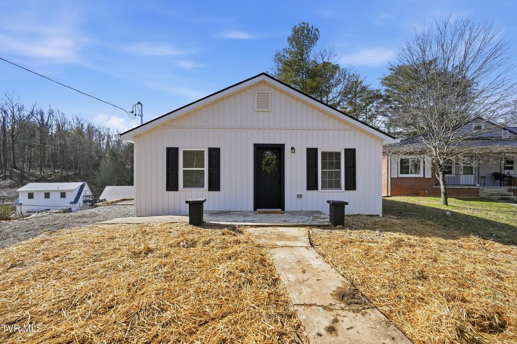 Photo of 145 New Street, Jonesborough, TN 37659 (MLS # 9991067)