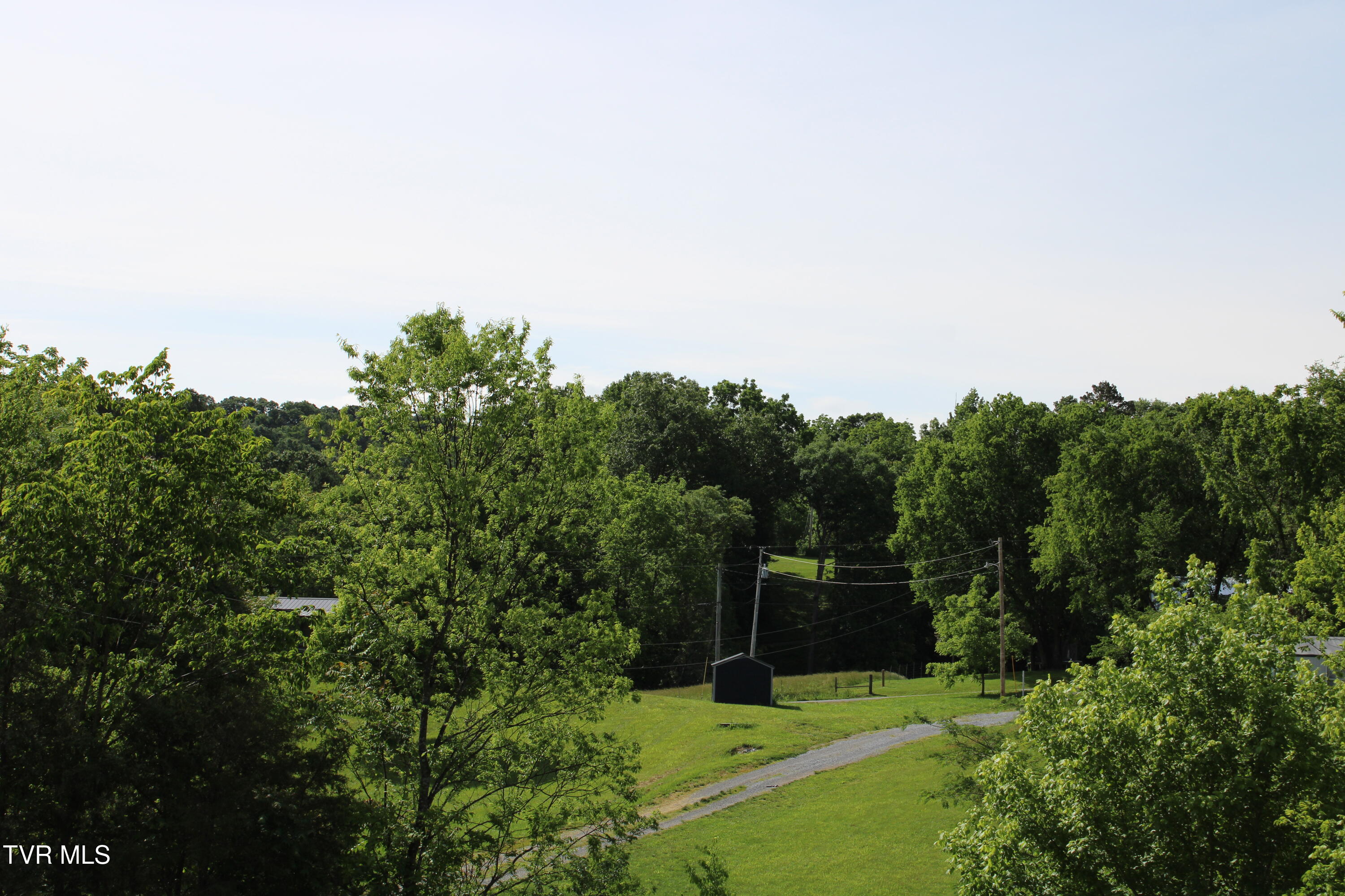 3030 Poplar Springs Rd, Greeneville, Tennessee image 42