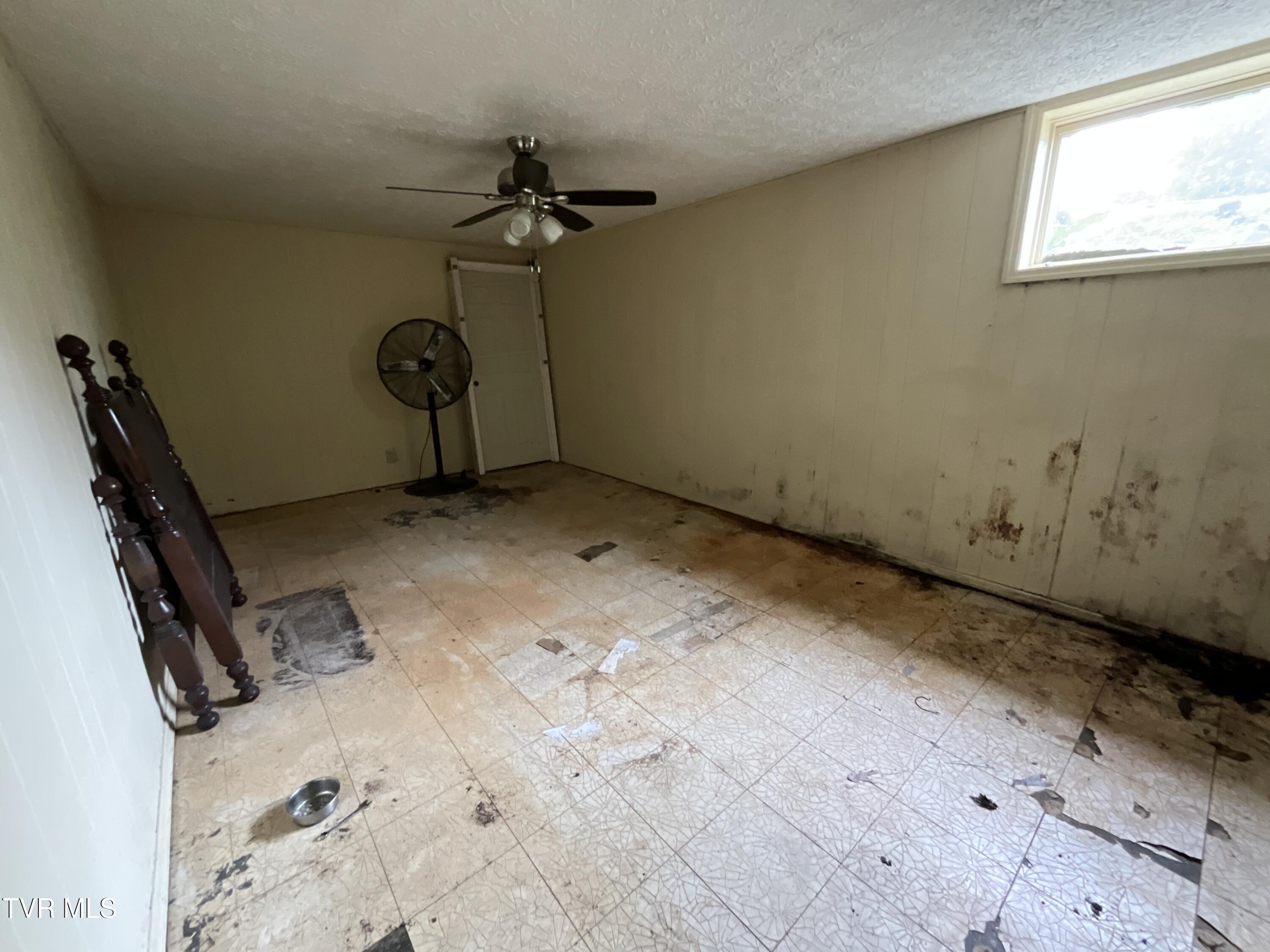 806 Sir Echo Drive, Kingsport, Tennessee image 15