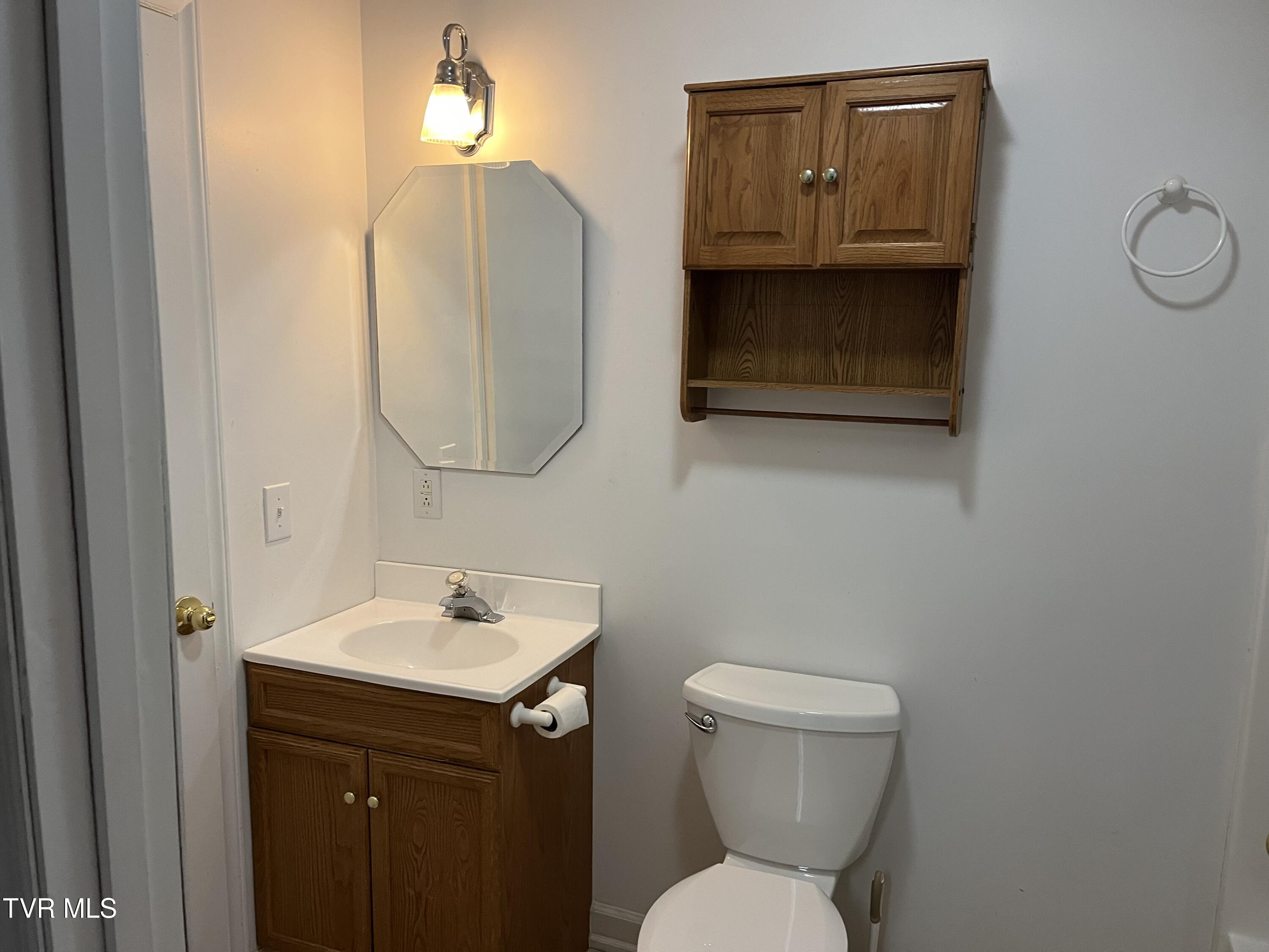 318 Pinecrest Street, Mountain City, Tennessee image 8