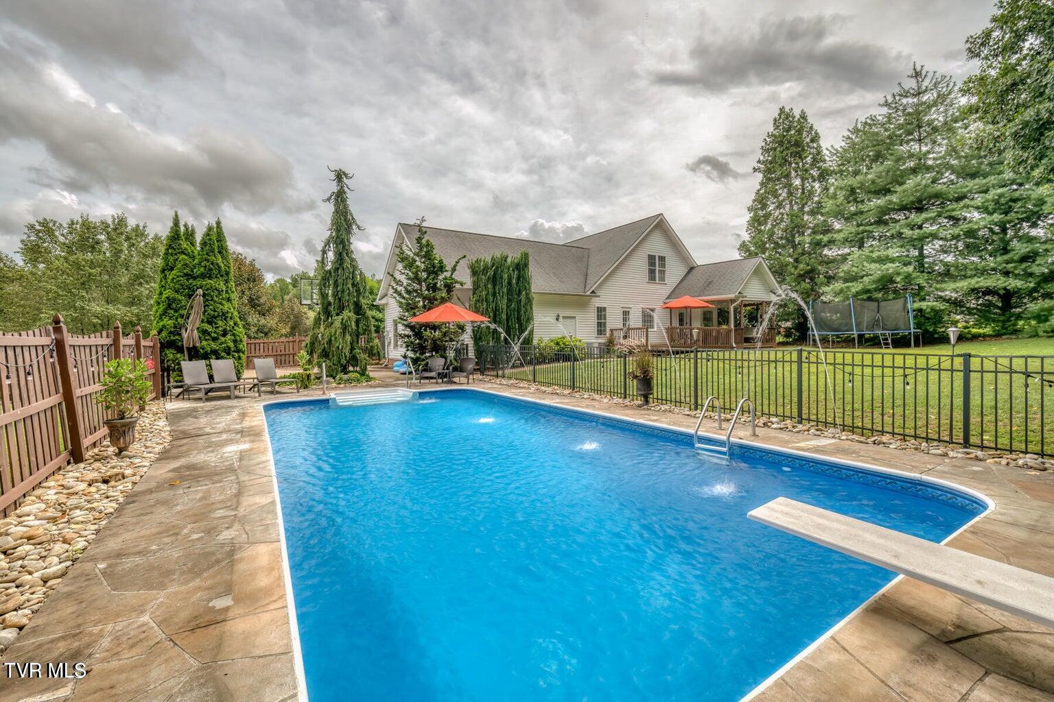 1828 Weaver Branch Road, Piney Flats, Tennessee image 12