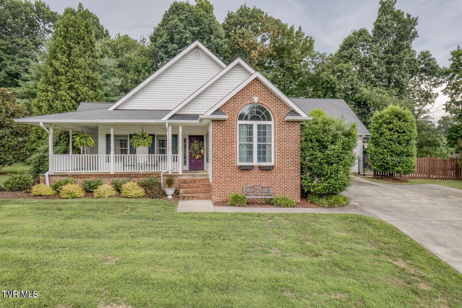 1828 Weaver Branch Road, Piney Flats, Tennessee image 1