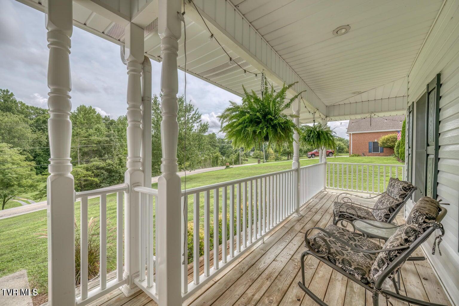 1828 Weaver Branch Road, Piney Flats, Tennessee image 4