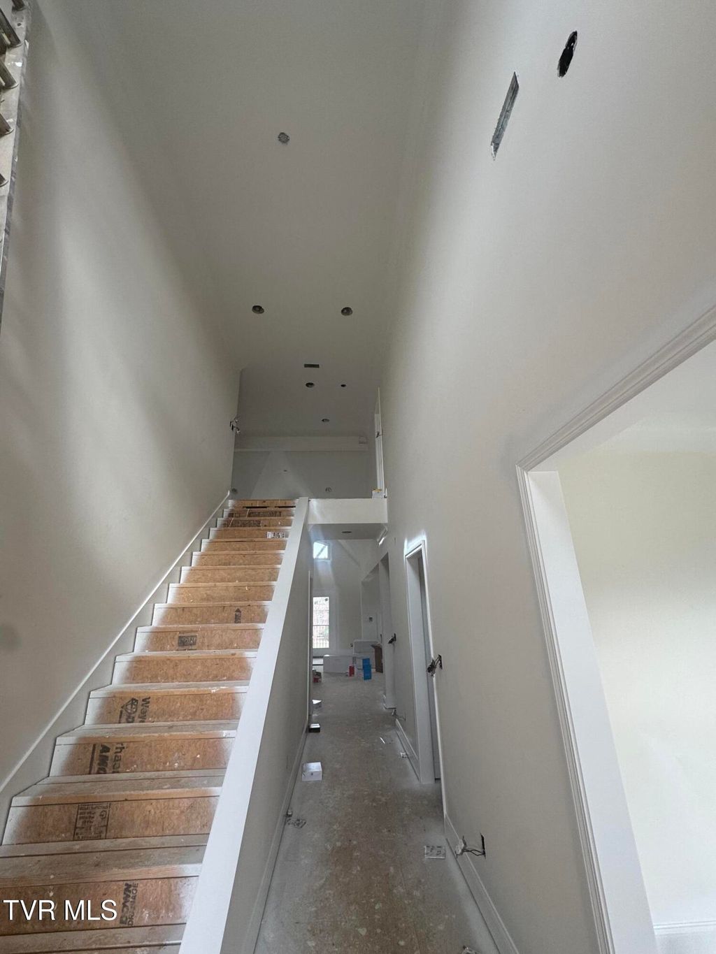 Photo of 3 Morning Glory Terrace, Johnson City, TN 37615 (MLS # 9989072)