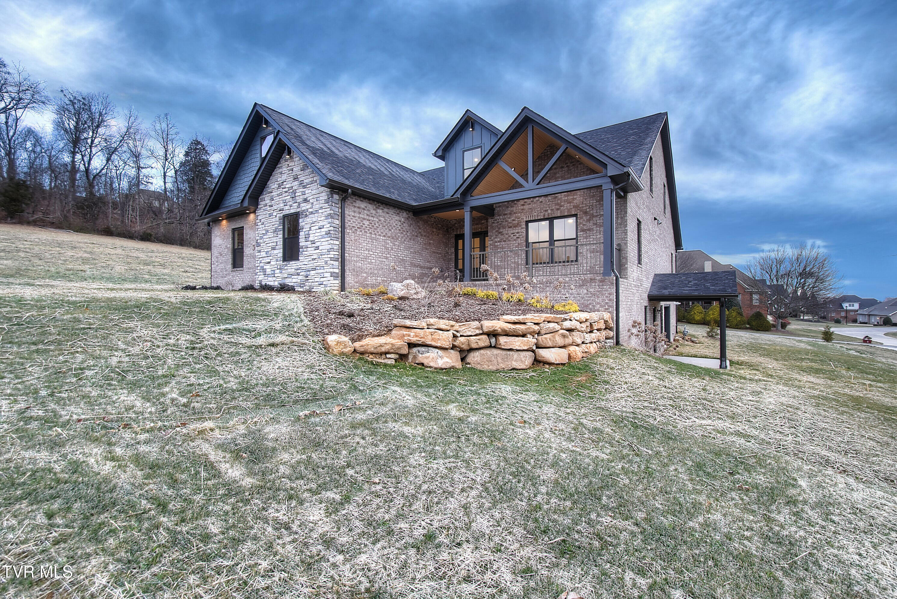 3 Morning Glory Terrace