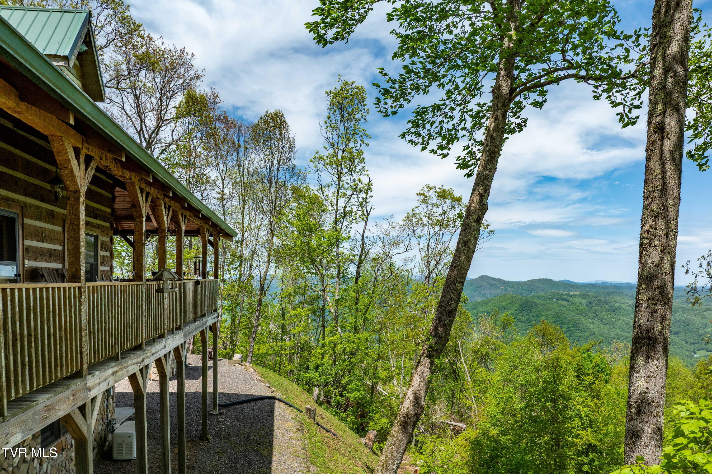 1527 Stone Mountain Road, Trade, Tennessee image 15