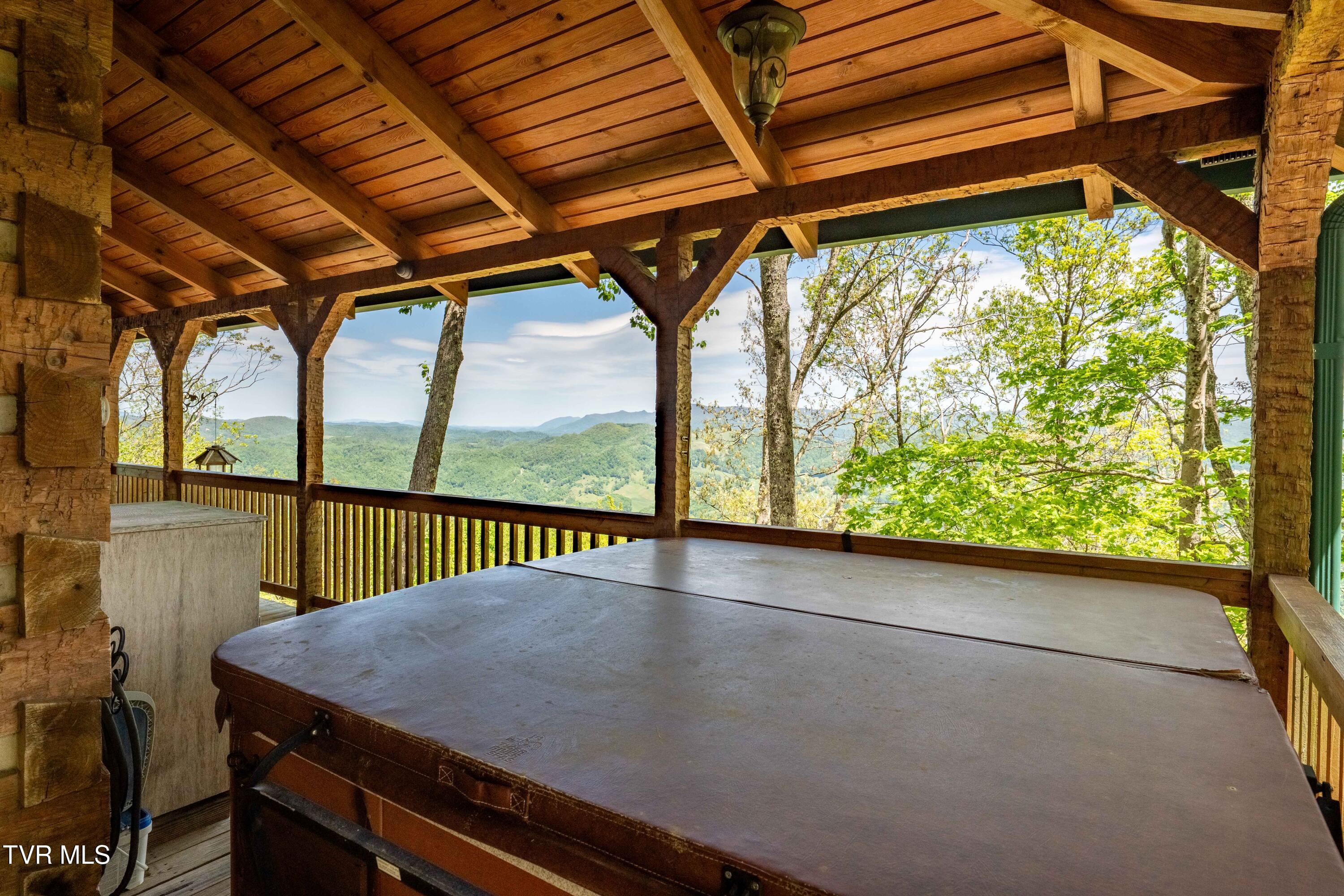 1527 Stone Mountain Road, Trade, Tennessee image 31
