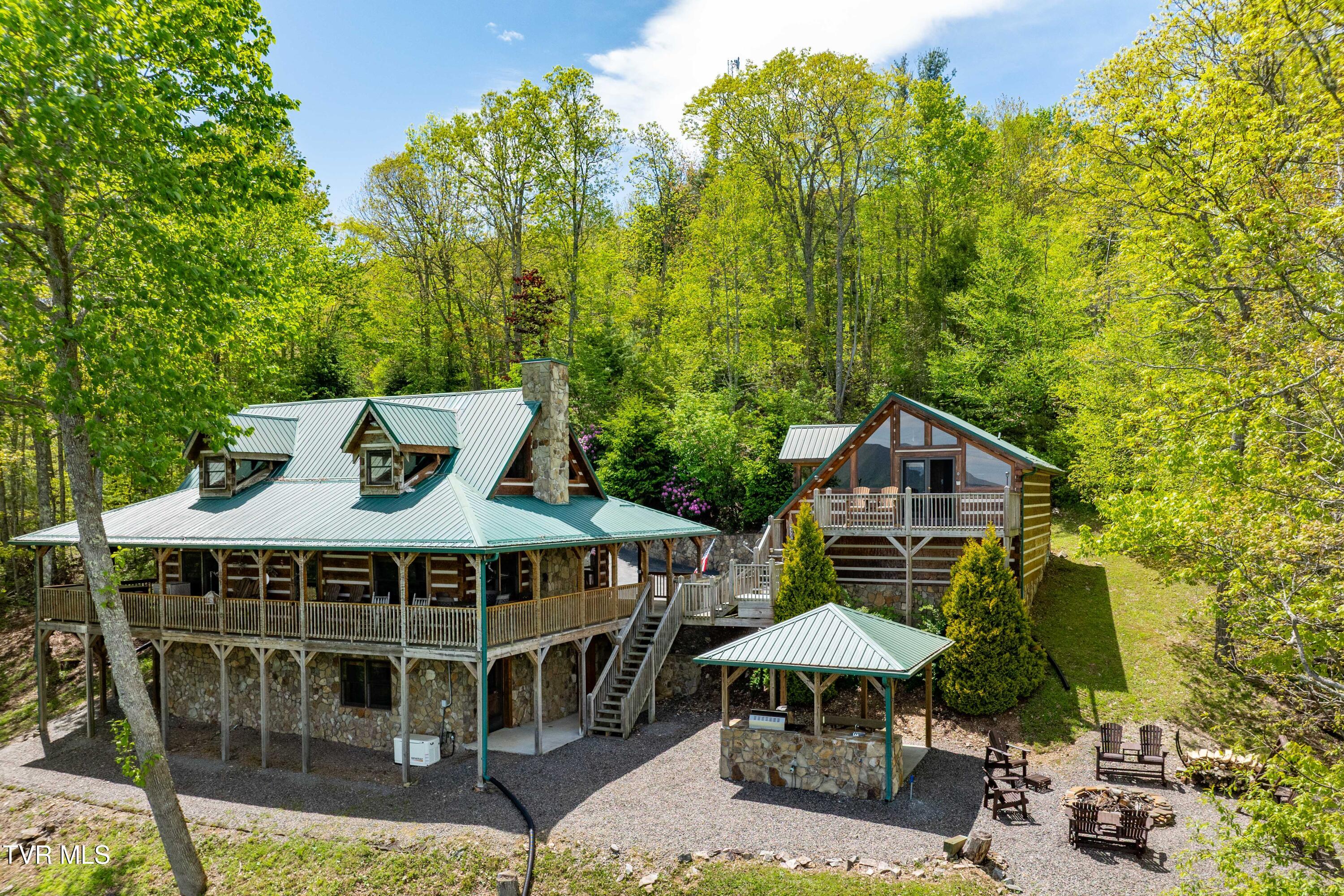 1527 Stone Mountain Road, Trade, Tennessee image 2