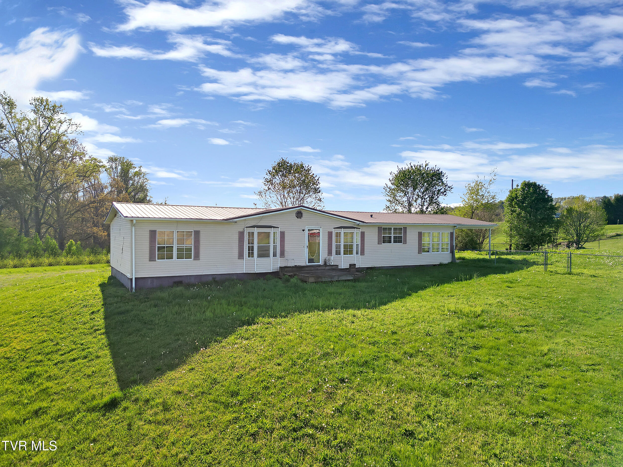 882 Jim Fox Road, Greeneville, Tennessee image 1