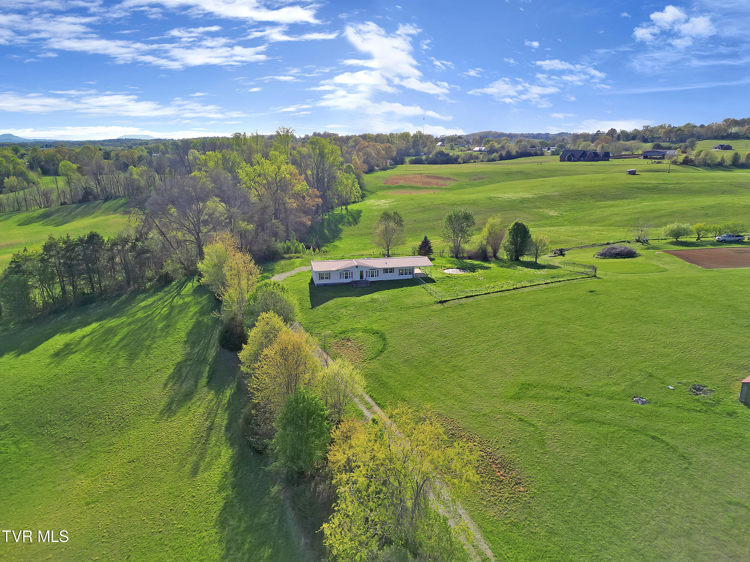882 Jim Fox Road, Greeneville, Tennessee image 4