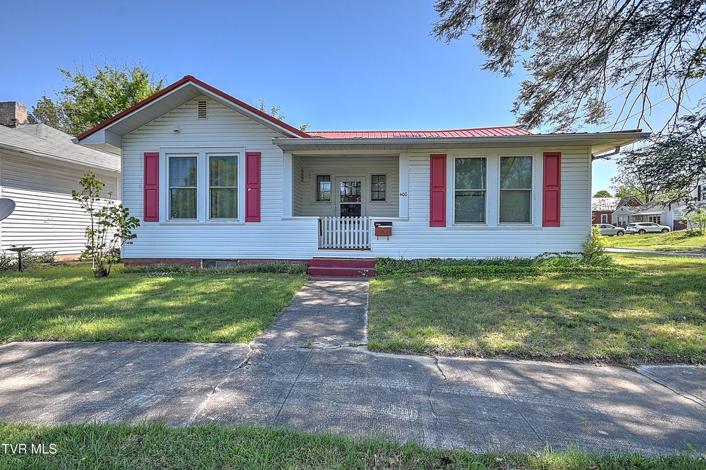 Photo of 400 New Street, Johnson City, TN 37601 (MLS # 9994665)