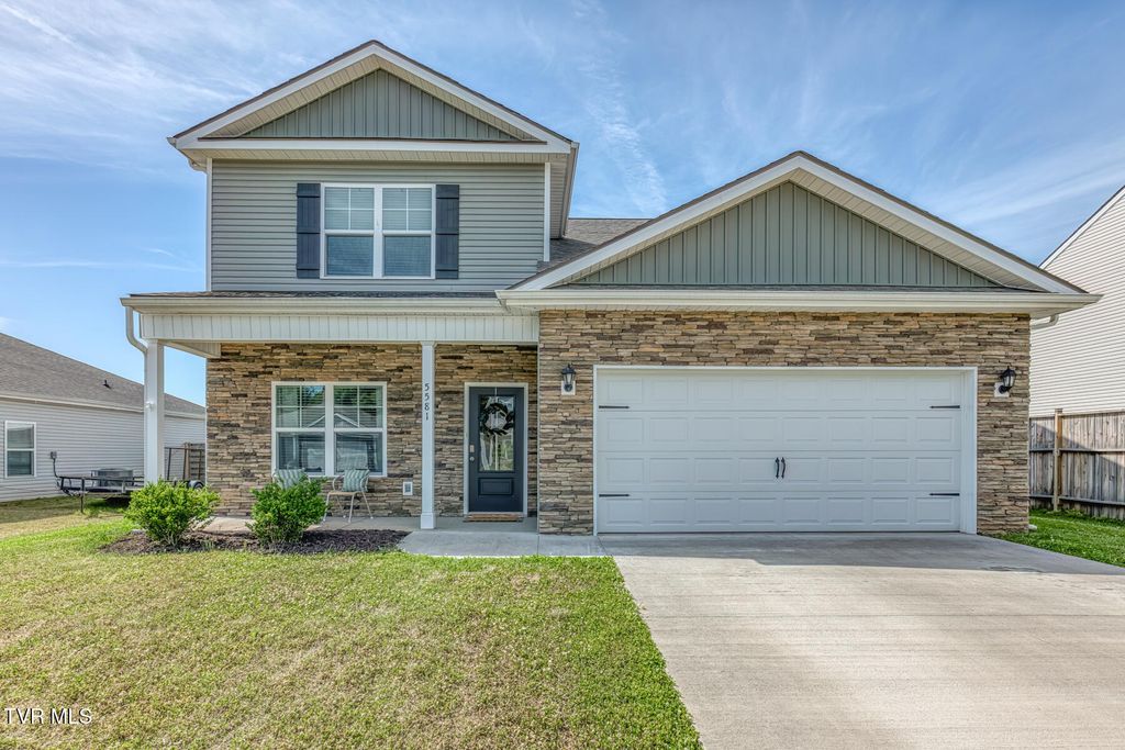 Photo of 5581 Wildlife Circle, Piney Flats, TN 37686 (MLS # 9995707)