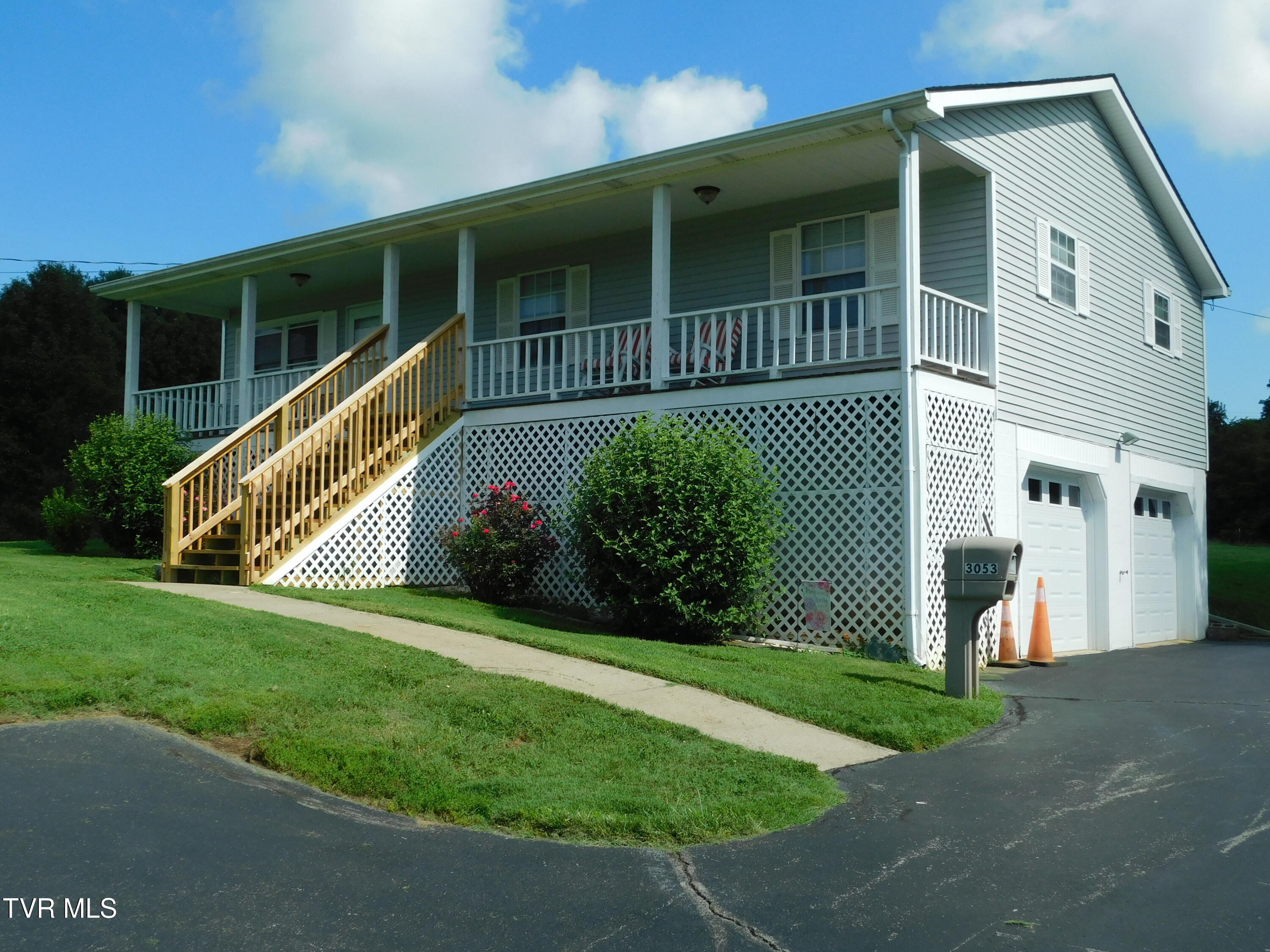3053 Buckingham Road