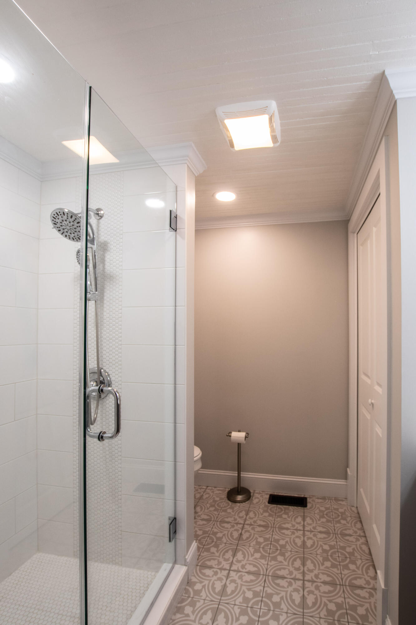 Bristol, Virginia 24201, United States, 2 Bedrooms Bedrooms, ,2 BathroomsBathrooms,Residential,Active,40747