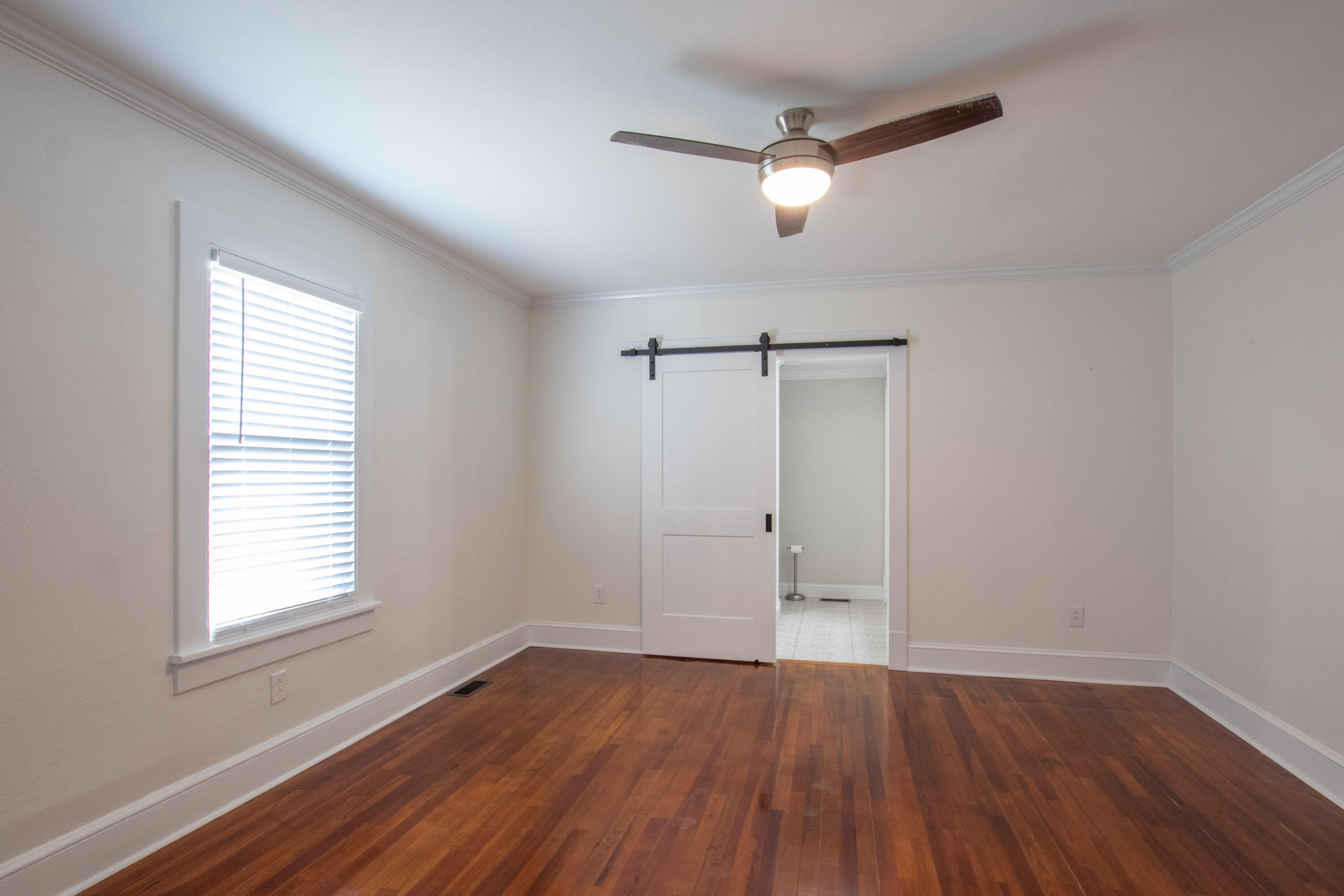 Bristol, Virginia 24201, United States, 2 Bedrooms Bedrooms, ,2 BathroomsBathrooms,Residential,Active,40747