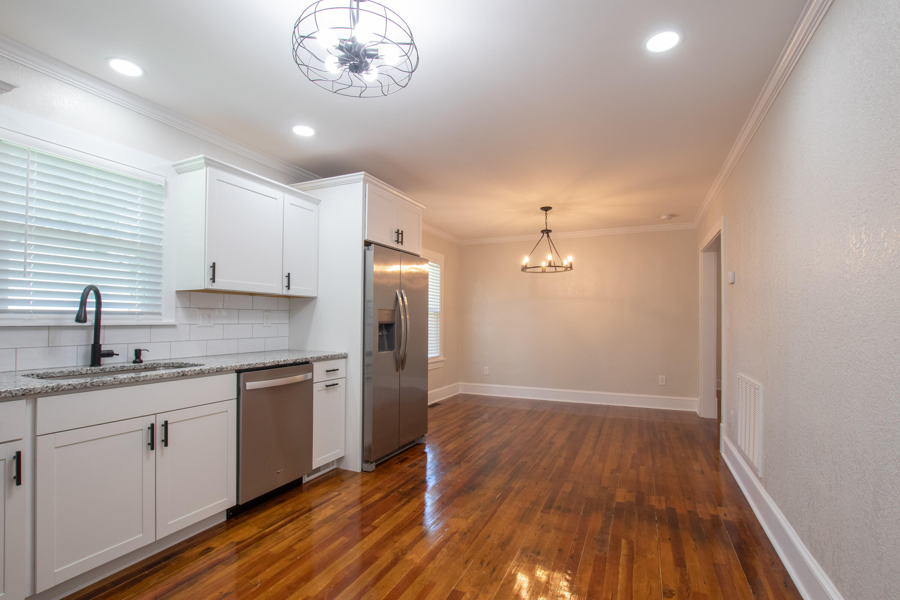 Bristol, Virginia 24201, United States, 2 Bedrooms Bedrooms, ,2 BathroomsBathrooms,Residential,Active,40747