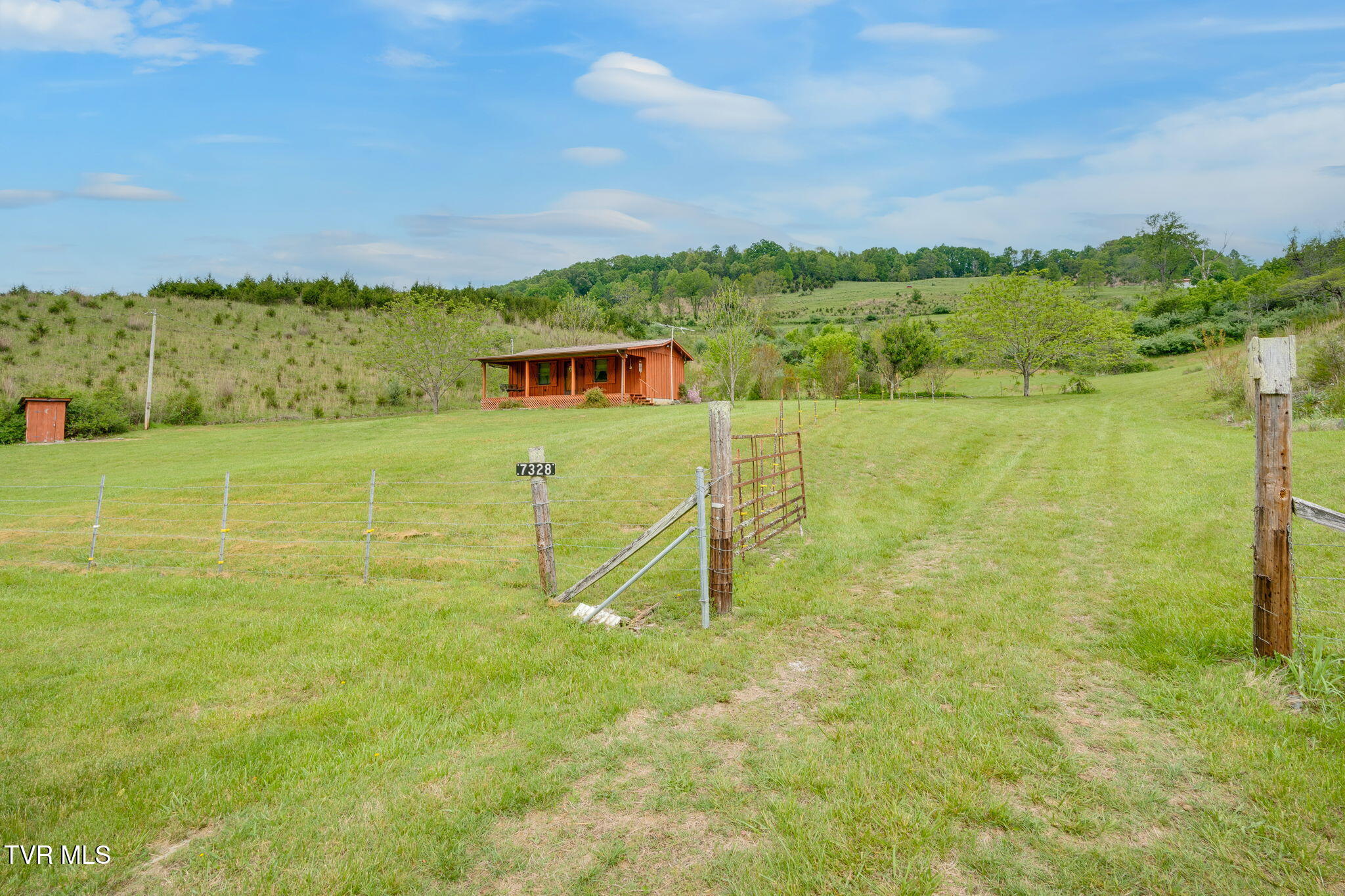 7328 Robinette Valley Road, Duffield, Virginia image 2