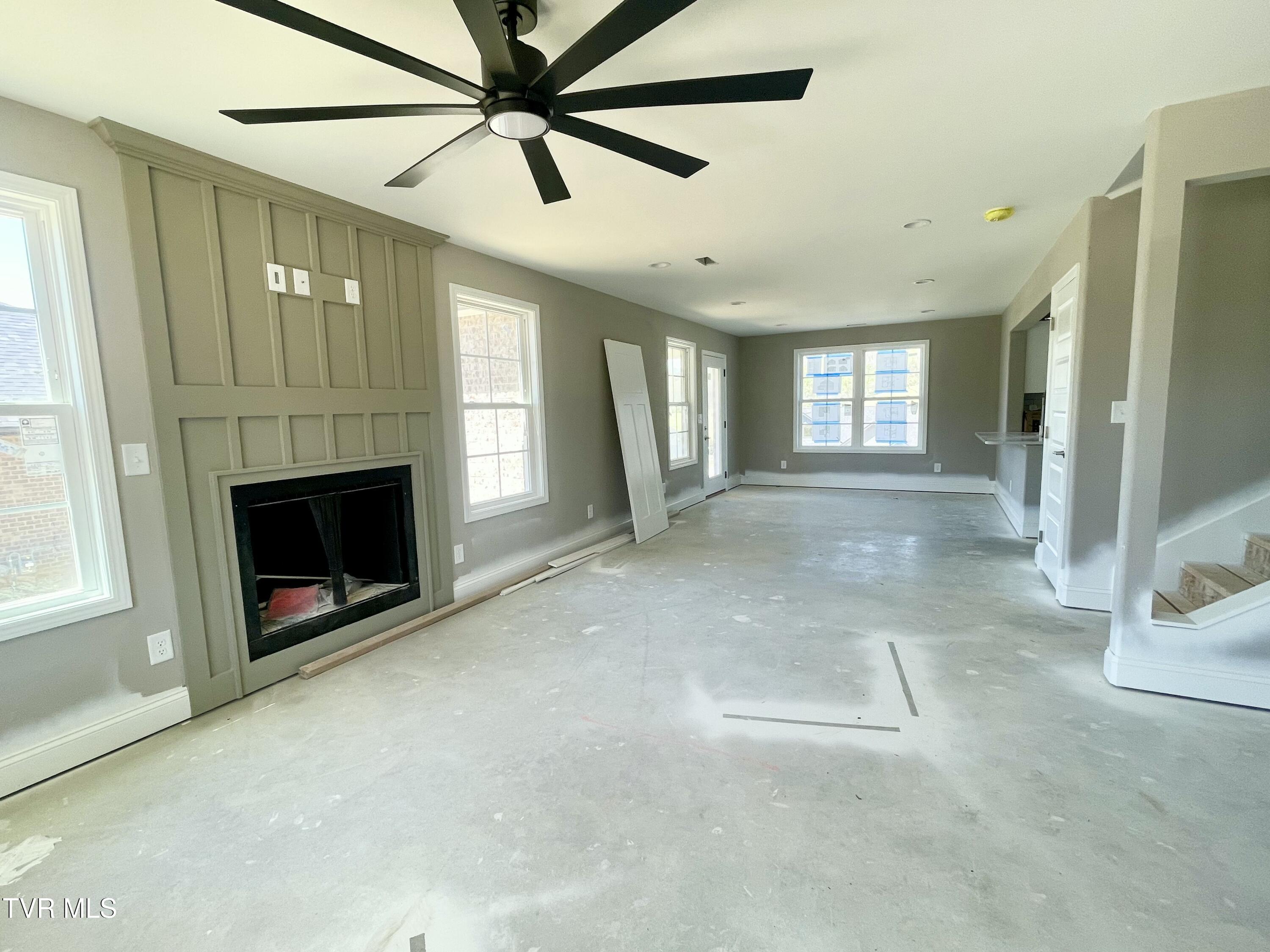 4076 Maize Place, Piney Flats, Tennessee image 5