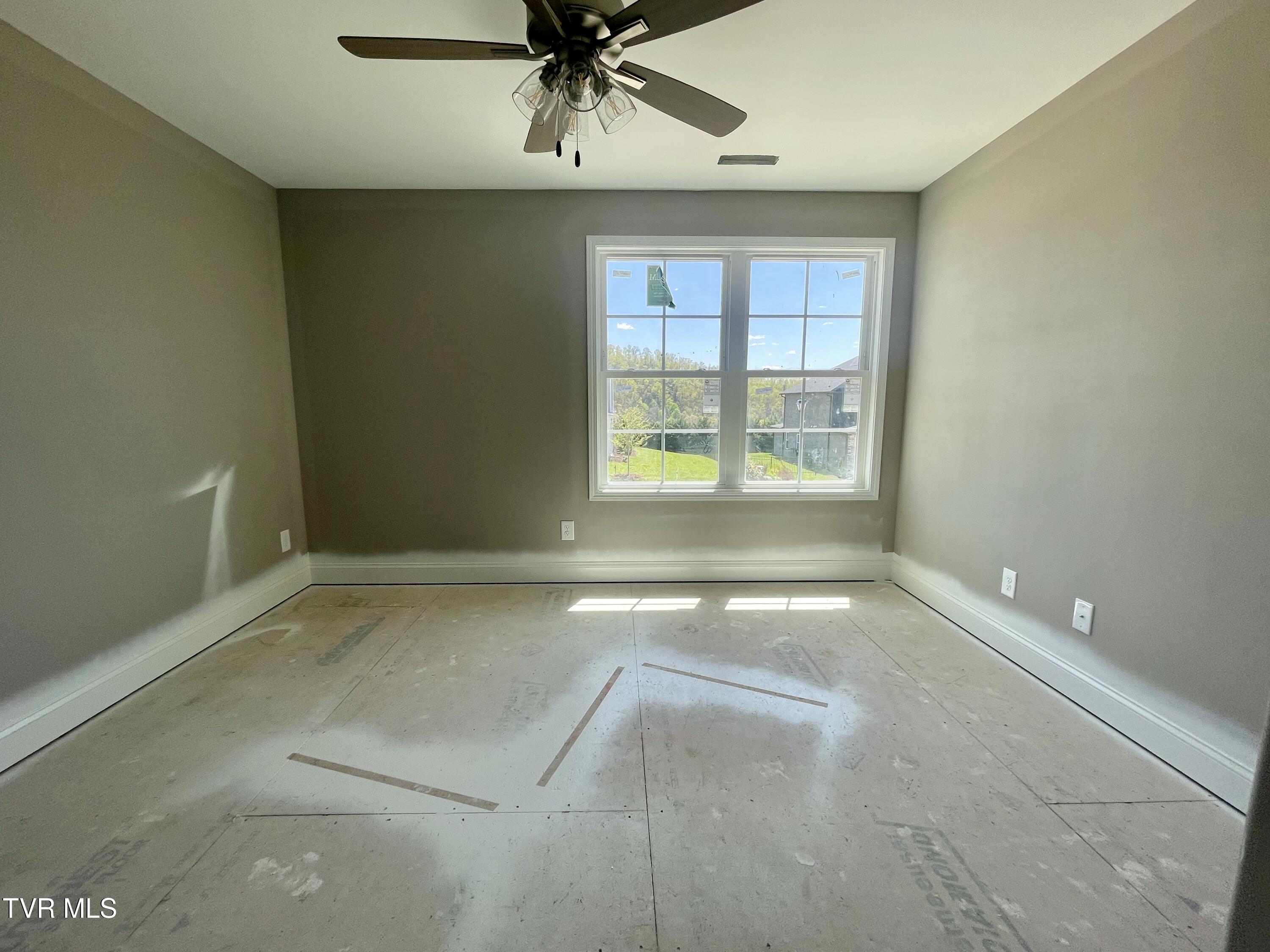 4076 Maize Place, Piney Flats, Tennessee image 14