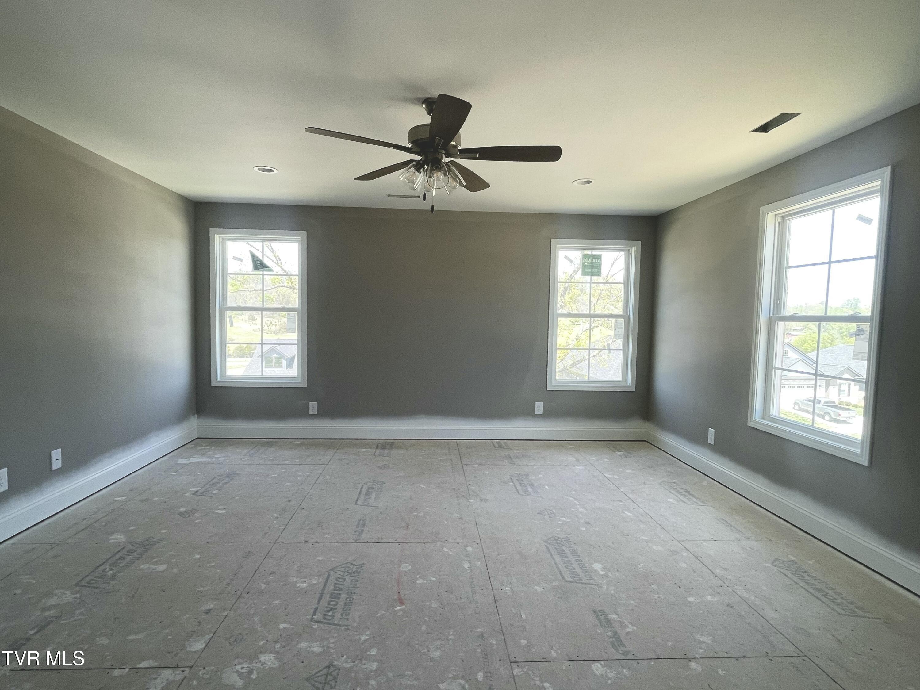 4076 Maize Place, Piney Flats, Tennessee image 10